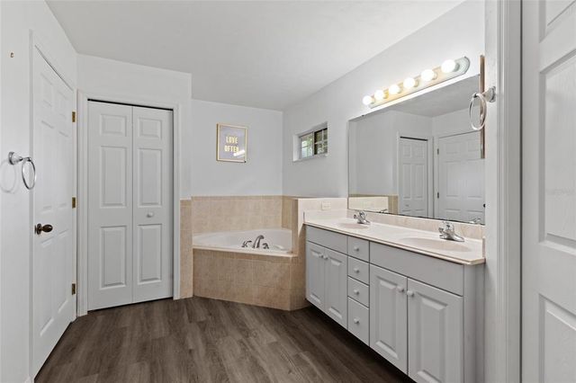 6454 SW 84TH TERRACE, Gainesville, FL 32608