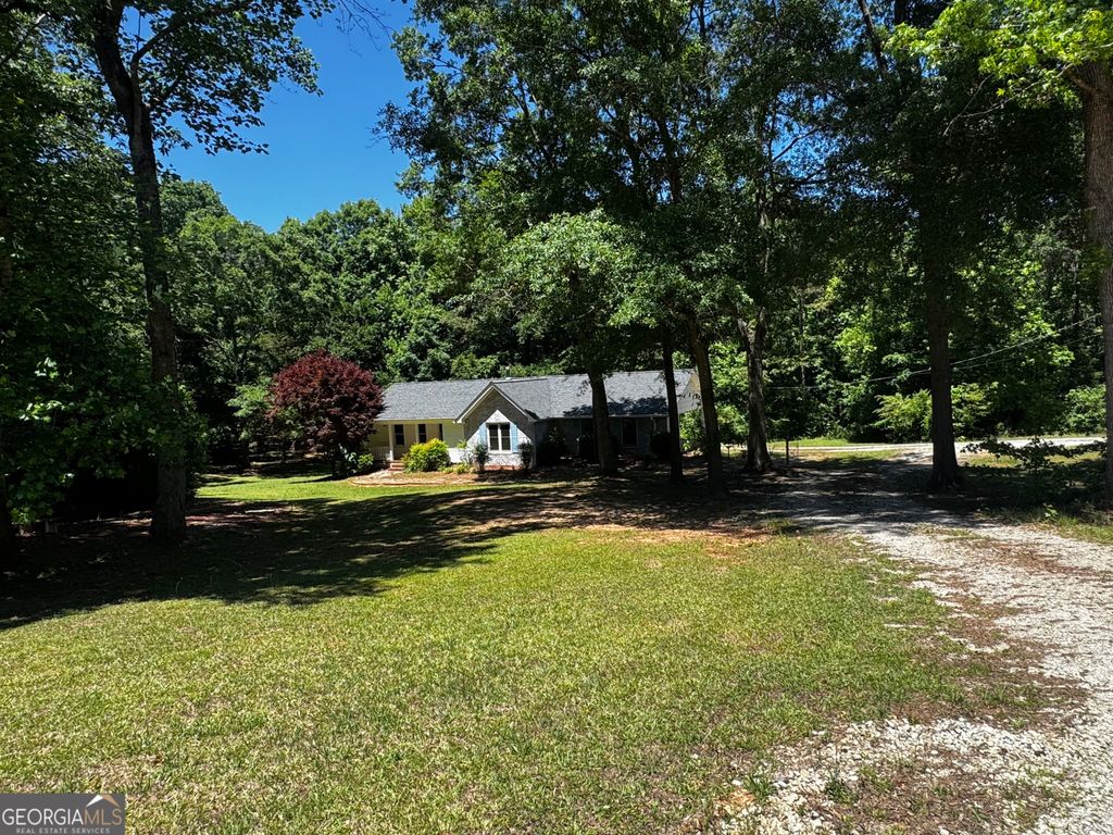 1498 Coldwater Road NW, Dewy Rose, GA 30634