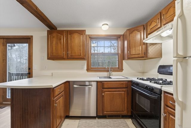 11 Scotty Hollow Dr C, Chelmsford, MA 01863