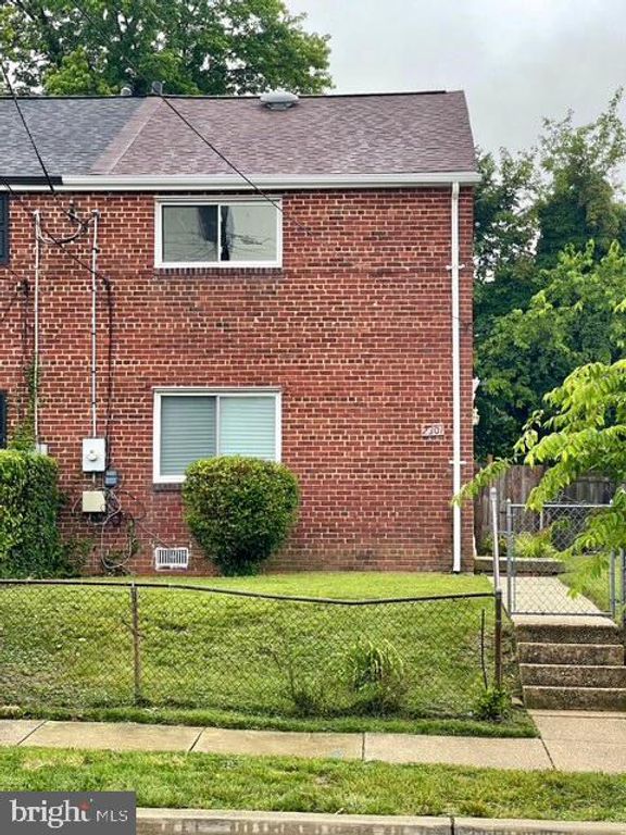 2301 WYNGATE RD, Suitland, MD 20746