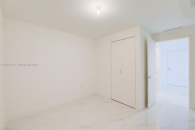 700 NE 24th St 903, Miami, FL 33137