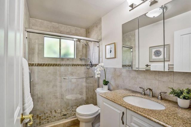 124 Oakwood Drive, Redwood City, CA 94061