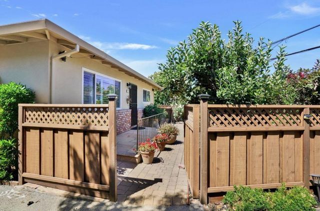 124 Oakwood Drive, Redwood City, CA 94061