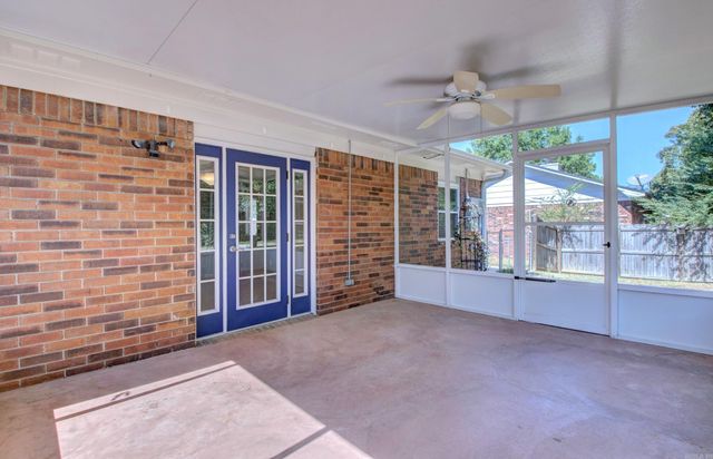 9 Old Orchard Drive, Mabelvale, AR 72103