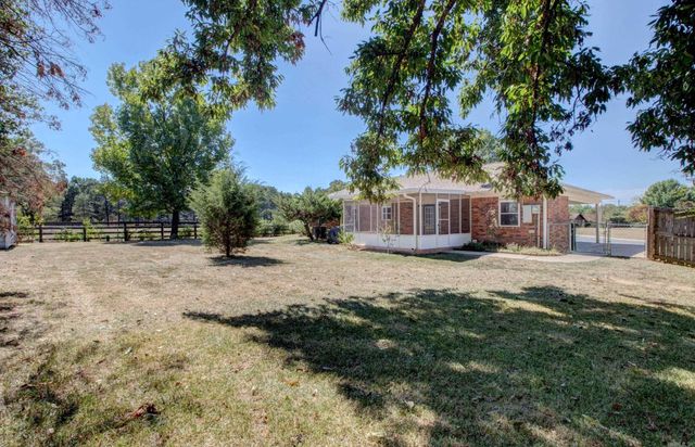 9 Old Orchard Drive, Mabelvale, AR 72103