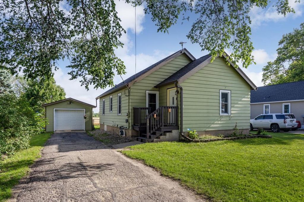 133 Walker Street, Evansville, WI 53536