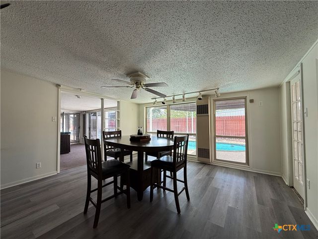 2221 Mcpherson Drive, Port Lavaca, TX 77979