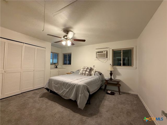 2221 Mcpherson Drive, Port Lavaca, TX 77979