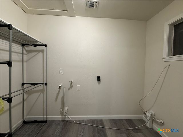 2221 Mcpherson Drive, Port Lavaca, TX 77979