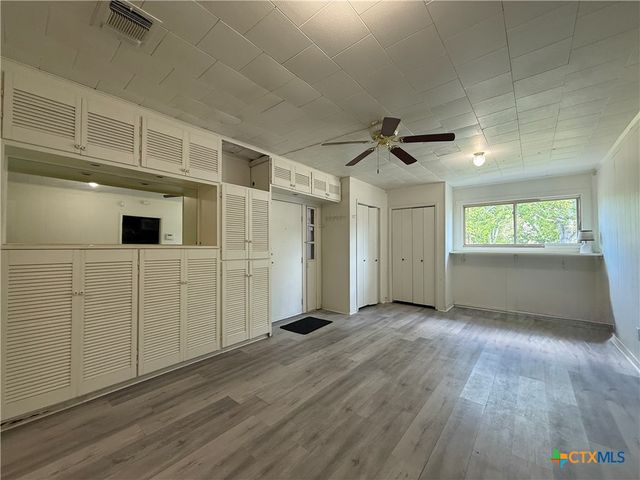 2221 Mcpherson Drive, Port Lavaca, TX 77979