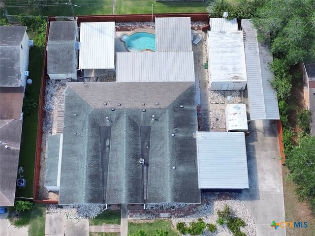 2221 Mcpherson Drive, Port Lavaca, TX 77979