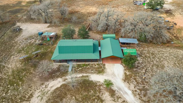 113 Spring Ranch, Floresville, TX 78114