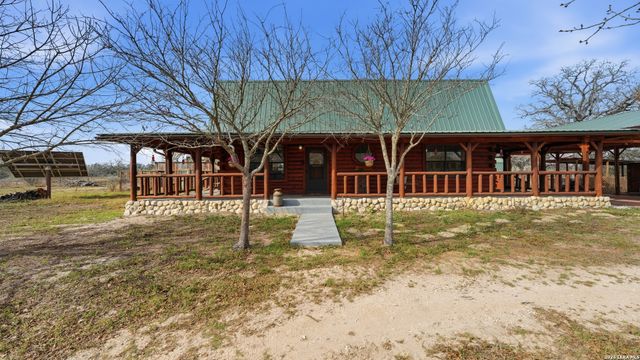 113 Spring Ranch, Floresville, TX 78114