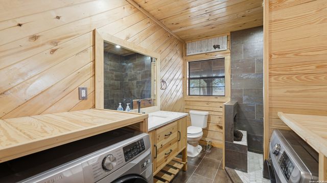 113 Spring Ranch, Floresville, TX 78114