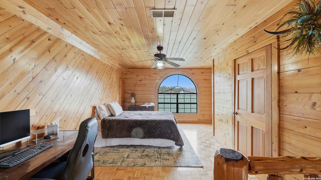 113 Spring Ranch, Floresville, TX 78114