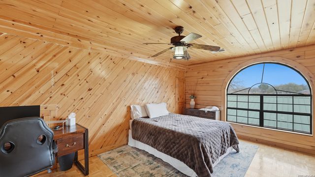 113 Spring Ranch, Floresville, TX 78114