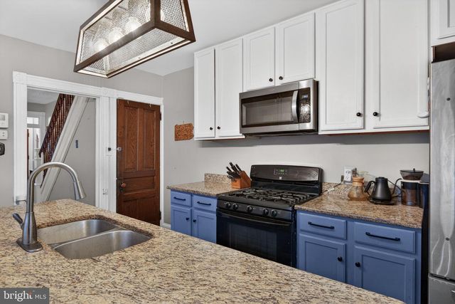 336 E CLAY ST, Lancaster, PA 17602