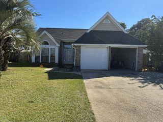58 North Street, Mary Esther, FL 32569
