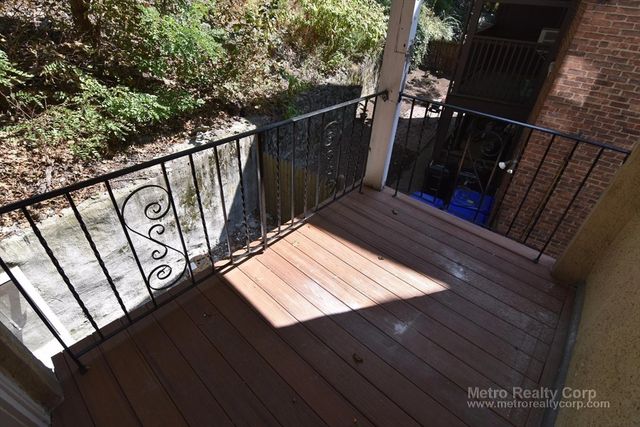 303 Tappan St 3, Brookline, MA 02445