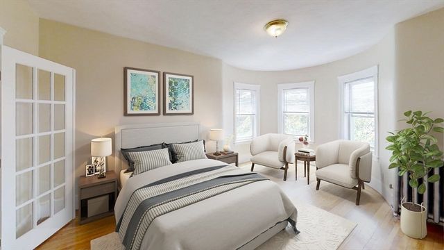 303 Tappan St 3, Brookline, MA 02445