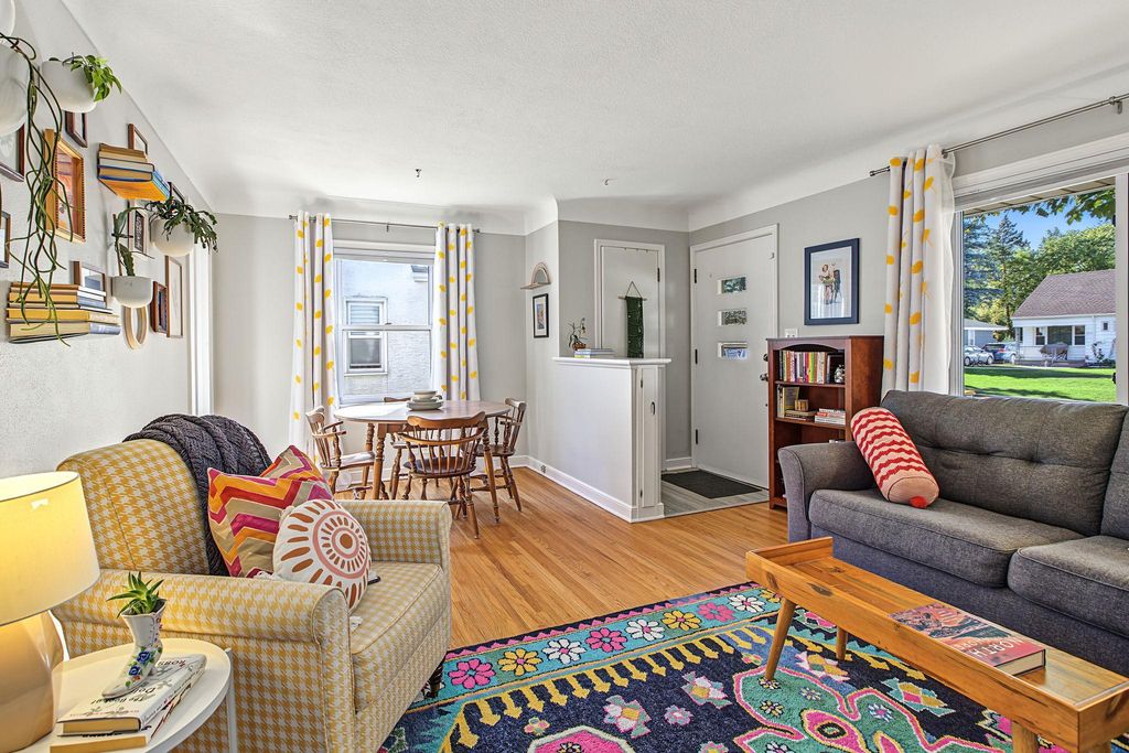 1246 Smith Avenue S, West Saint Paul, MN 55118 — photo 3
