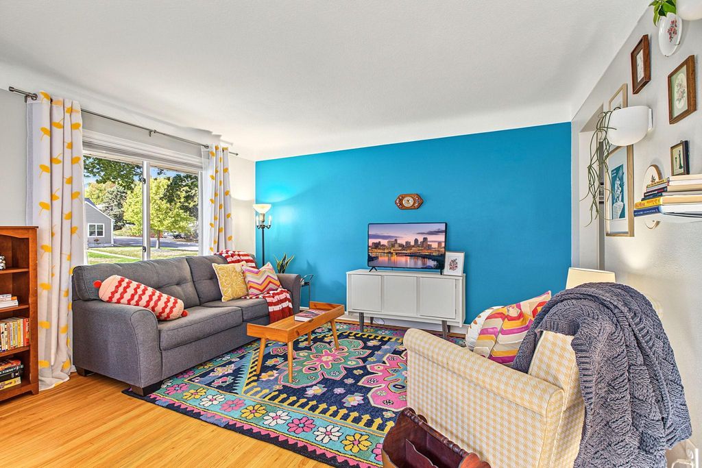 1246 Smith Avenue S, West Saint Paul, MN 55118 — photo 4