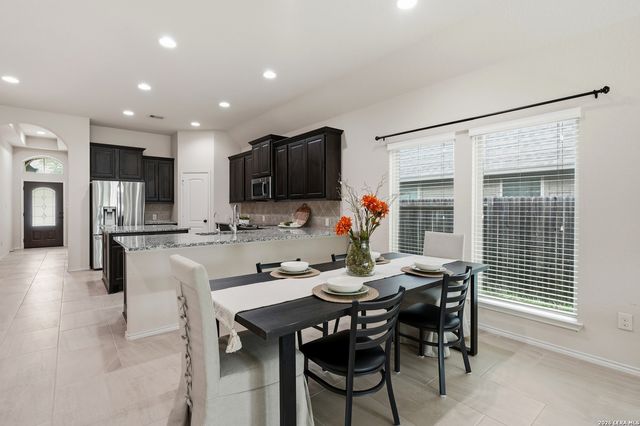 2129 RANGE RD, Seguin, TX 78155