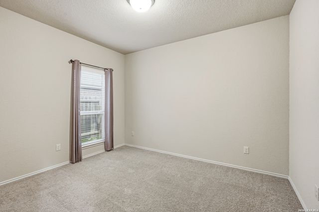 2129 RANGE RD, Seguin, TX 78155