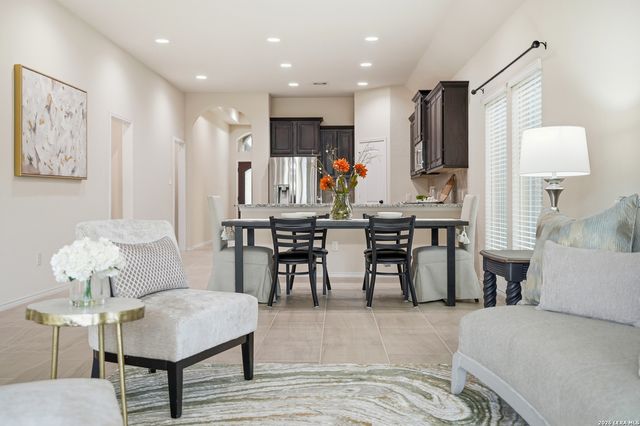 2129 RANGE RD, Seguin, TX 78155