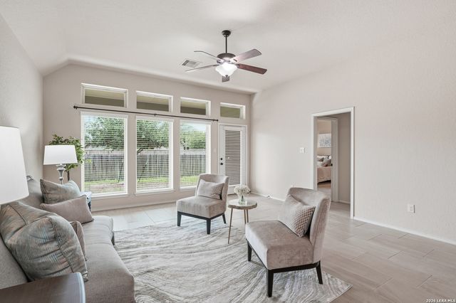 2129 RANGE RD, Seguin, TX 78155