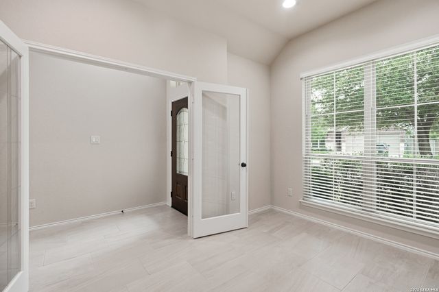 2129 RANGE RD, Seguin, TX 78155