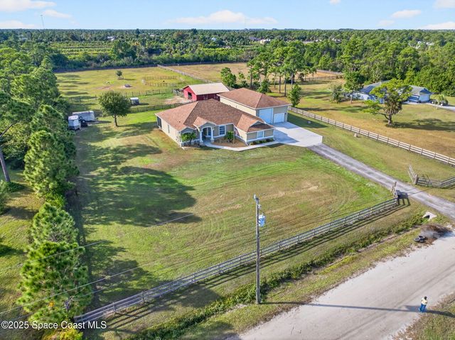 2740 Waring Lane S, Malabar, FL 32950