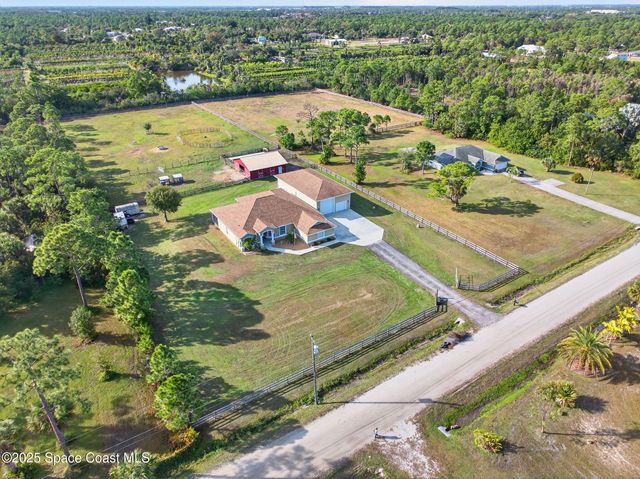 2740 Waring Lane S, Malabar, FL 32950