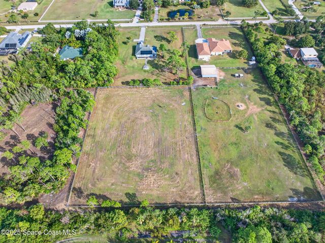 2740 Waring Lane S, Malabar, FL 32950