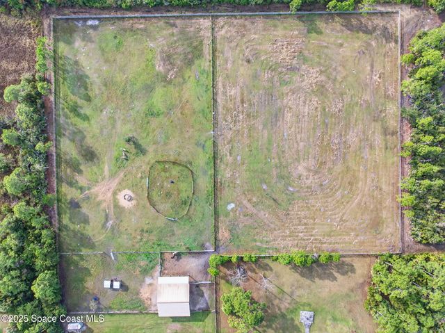 2740 Waring Lane S, Malabar, FL 32950