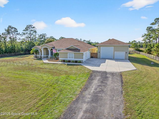 2740 Waring Lane S, Malabar, FL 32950