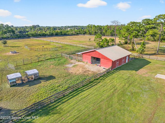 2740 Waring Lane S, Malabar, FL 32950