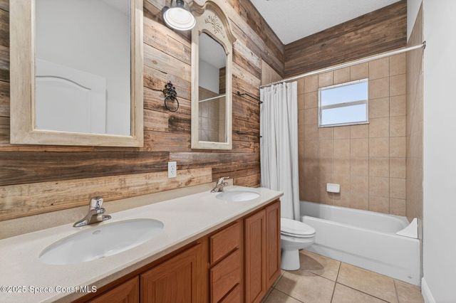 2740 Waring Lane S, Malabar, FL 32950