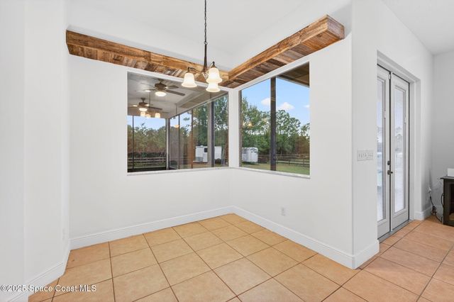 2740 Waring Lane S, Malabar, FL 32950