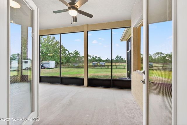 2740 Waring Lane S, Malabar, FL 32950