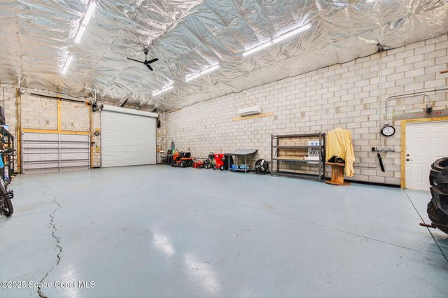 2740 Waring Lane S, Malabar, FL 32950