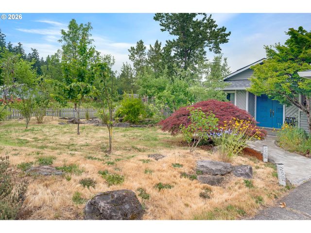 6683 Se CLACKAMAS Rd, Milwaukie, OR 97267
