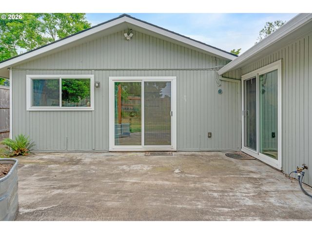 6683 Se CLACKAMAS Rd, Milwaukie, OR 97267