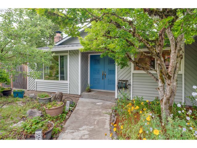 6683 Se CLACKAMAS Rd, Milwaukie, OR 97267