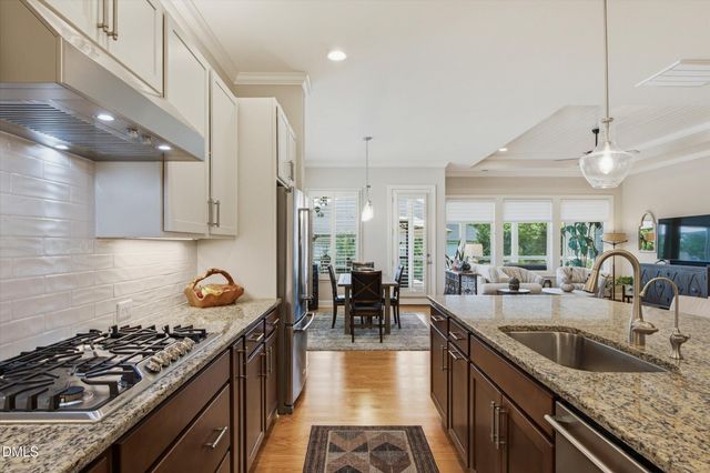 559 Middleton Place, Chapel Hill, NC 27516