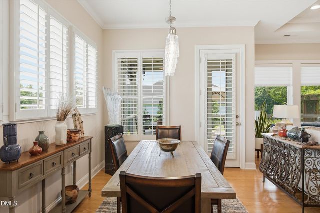 559 Middleton Place, Chapel Hill, NC 27516