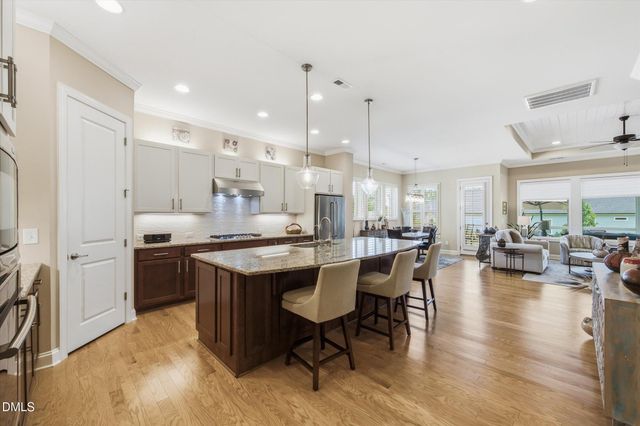 559 Middleton Place, Chapel Hill, NC 27516