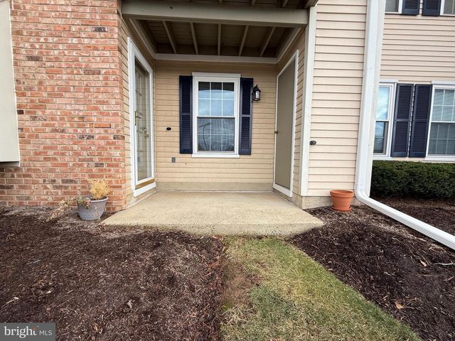 301 SOCIETY PL, Newtown, PA 18940