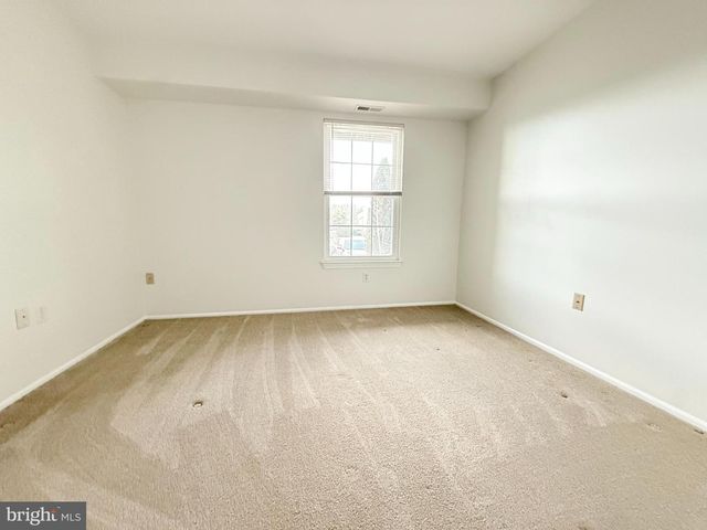 301 SOCIETY PL, Newtown, PA 18940