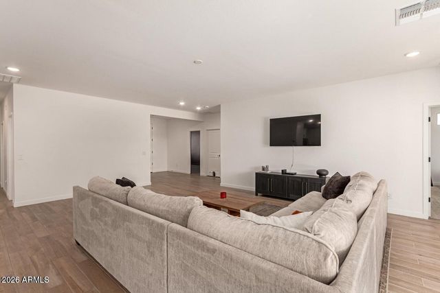 26985 N 168th Lane, Surprise, AZ 85387